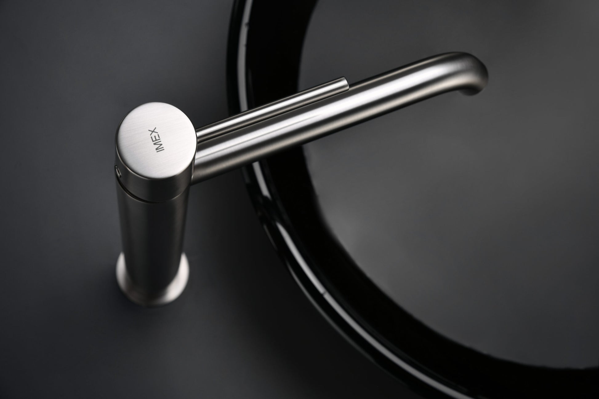 Grifo monomando lavabo alto diseño minimalista latón [ IMEX® ]